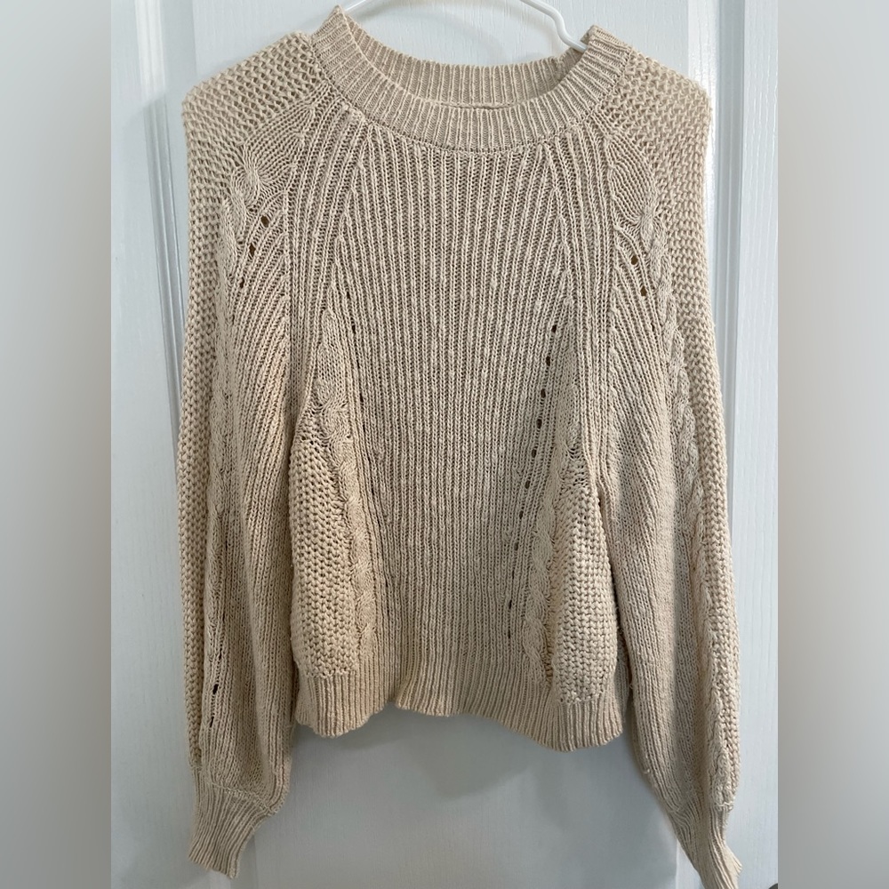 American Eagle Sweater